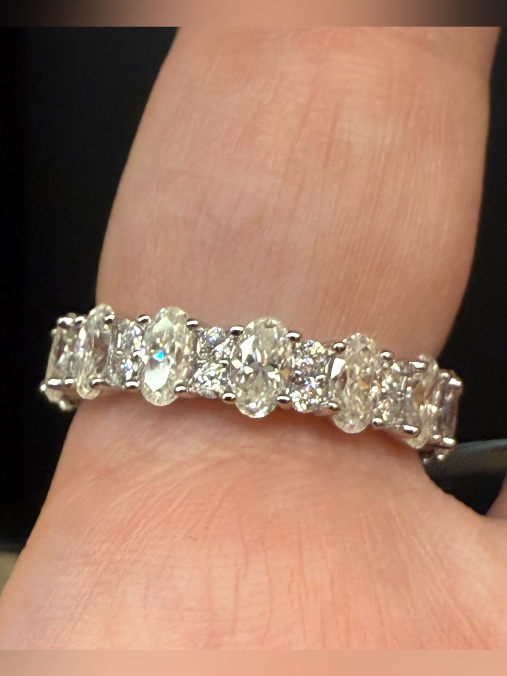 Moissanite Oval and Round Eternity Band in  Sterling Silver - size 6 - NWT